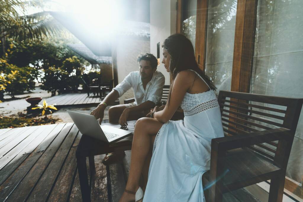 Télétravail au Paradis : Le Guide du Digital Nomad